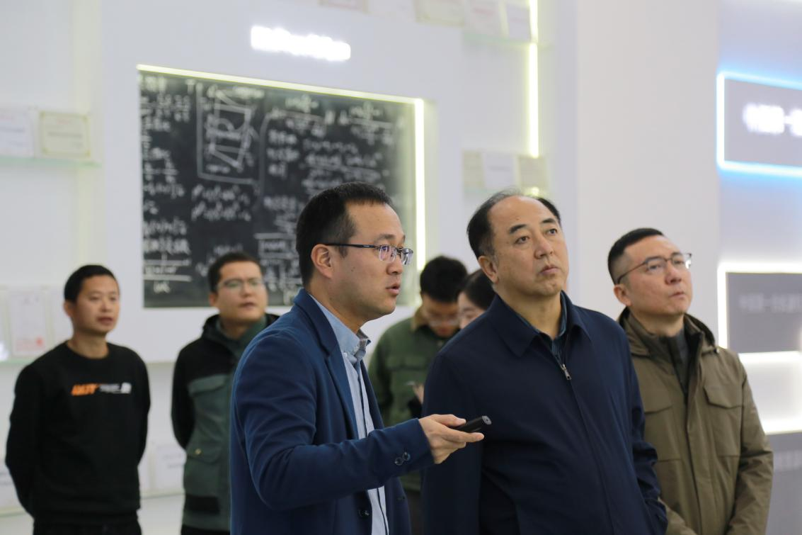 合肥中石油昆侖燃氣有限公司于總一行蒞臨航譜時代交流指導